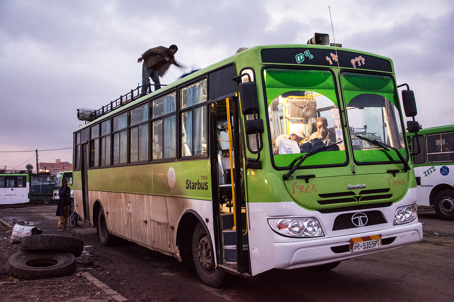 バハルダールからアディスアベバに向かうバス